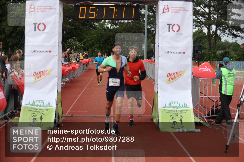 14.06.2026 - 7 Türme Triathlon Andreas Tolksdorf http://msf.ph/oto/9807288 14.06.2026 16:17:10 Ziel 1085, 1217, 1352, 1441 meine-sportfotos.de