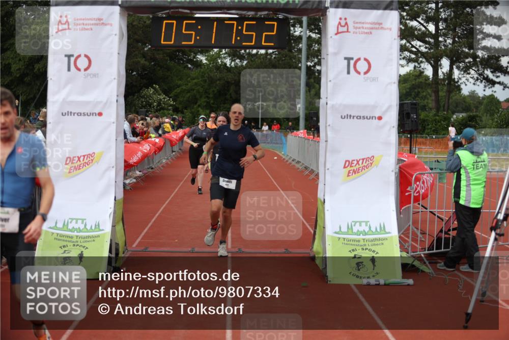 14.06.2026 - 7 Türme Triathlon Andreas Tolksdorf http://msf.ph/oto/9807334 14.06.2026 16:17:51 Ziel 1222, 1372, 1394, 1450, 1465, 1552 meine-sportfotos.de