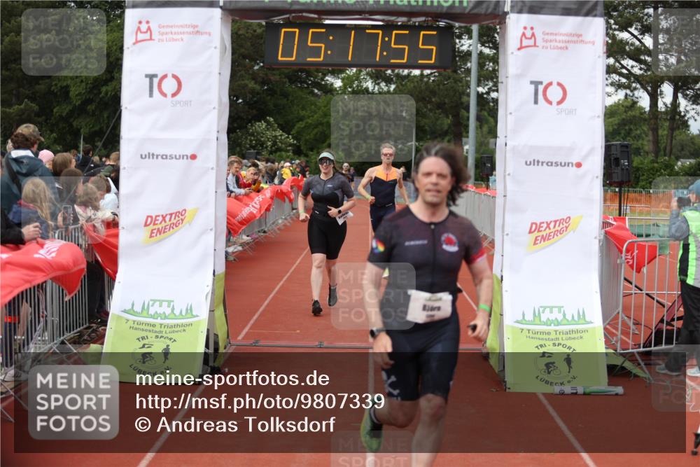 14.06.2026 - 7 Türme Triathlon Andreas Tolksdorf http://msf.ph/oto/9807339 14.06.2026 16:17:54 Ziel 1222, 1332, 1372, 1394, 1450, 1465, 1552 meine-sportfotos.de