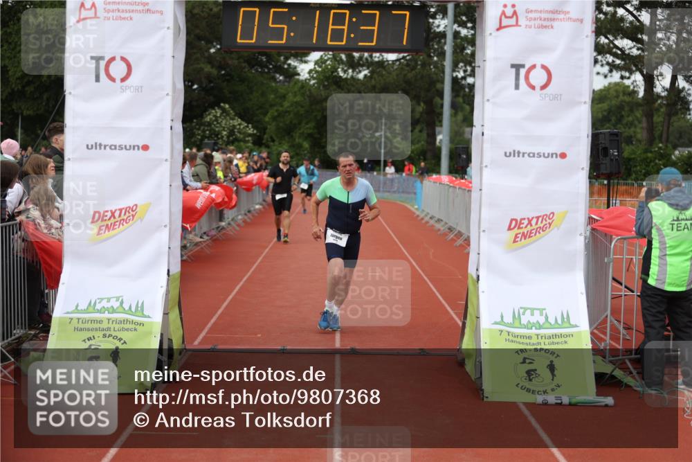 14.06.2026 - 7 Türme Triathlon Andreas Tolksdorf http://msf.ph/oto/9807368 14.06.2026 16:18:35 Ziel 1288, 1378 meine-sportfotos.de
