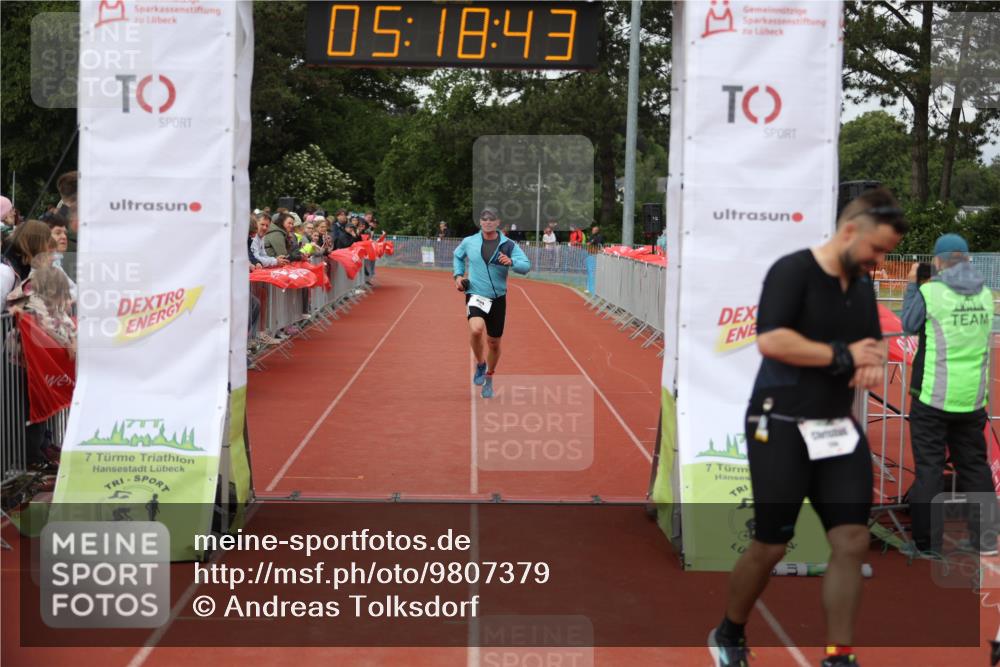 14.06.2026 - 7 Türme Triathlon Andreas Tolksdorf http://msf.ph/oto/9807379 14.06.2026 16:18:42 Ziel 1288, 1326, 1378 meine-sportfotos.de