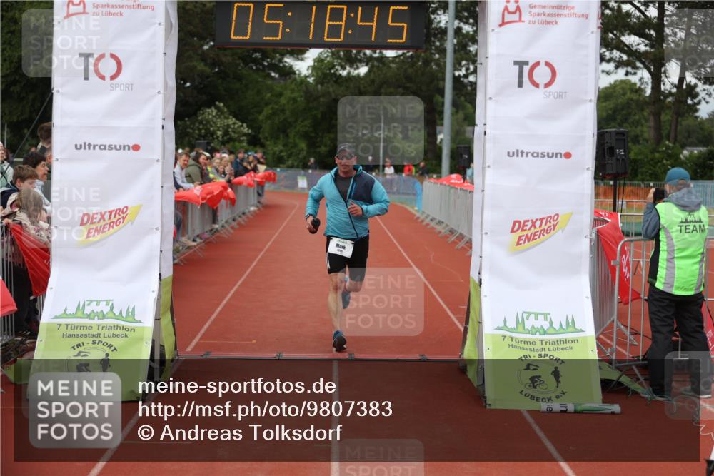 14.06.2026 - 7 Türme Triathlon Andreas Tolksdorf http://msf.ph/oto/9807383 14.06.2026 16:18:44 Ziel 1288, 1326, 1378 meine-sportfotos.de