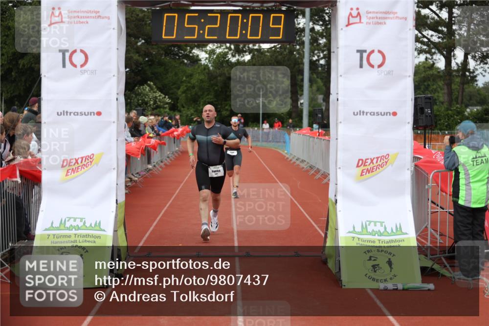 14.06.2026 - 7 Türme Triathlon Andreas Tolksdorf http://msf.ph/oto/9807437 14.06.2026 16:20:08 Ziel 1268, 1301 meine-sportfotos.de
