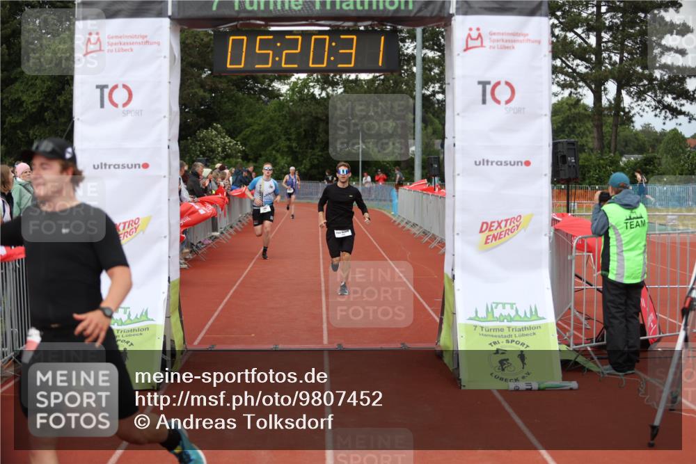 14.06.2026 - 7 Türme Triathlon Andreas Tolksdorf http://msf.ph/oto/9807452 14.06.2026 16:20:29 Ziel 758, 1388, 1430 meine-sportfotos.de
