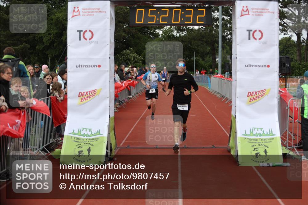 14.06.2026 - 7 Türme Triathlon Andreas Tolksdorf http://msf.ph/oto/9807457 14.06.2026 16:20:31 Ziel 758, 1388, 1430 meine-sportfotos.de