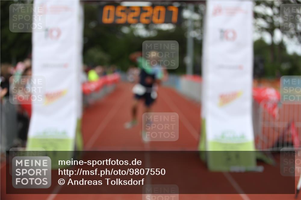 14.06.2026 - 7 Türme Triathlon Andreas Tolksdorf http://msf.ph/oto/9807550 14.06.2026 16:22:06 Ziel 1340, 1350, 1390 meine-sportfotos.de