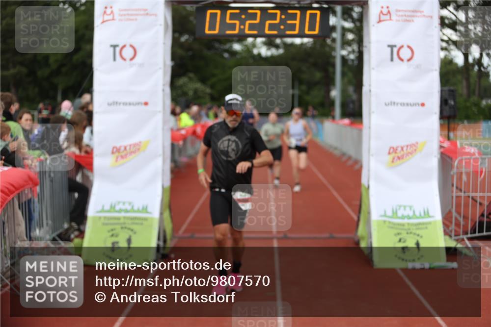 14.06.2026 - 7 Türme Triathlon Andreas Tolksdorf http://msf.ph/oto/9807570 14.06.2026 16:22:28 Ziel 796, 819, 939, 1366, 1800 meine-sportfotos.de