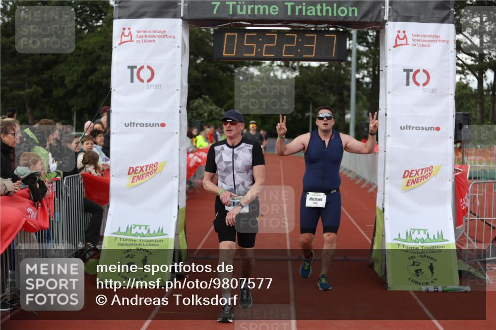 14.06.2026 - 7 Türme Triathlon Andreas Tolksdorf http://msf.ph/oto/9807577 14.06.2026 16:22:36 Ziel 819, 874, 939, 1366, 1800 meine-sportfotos.de