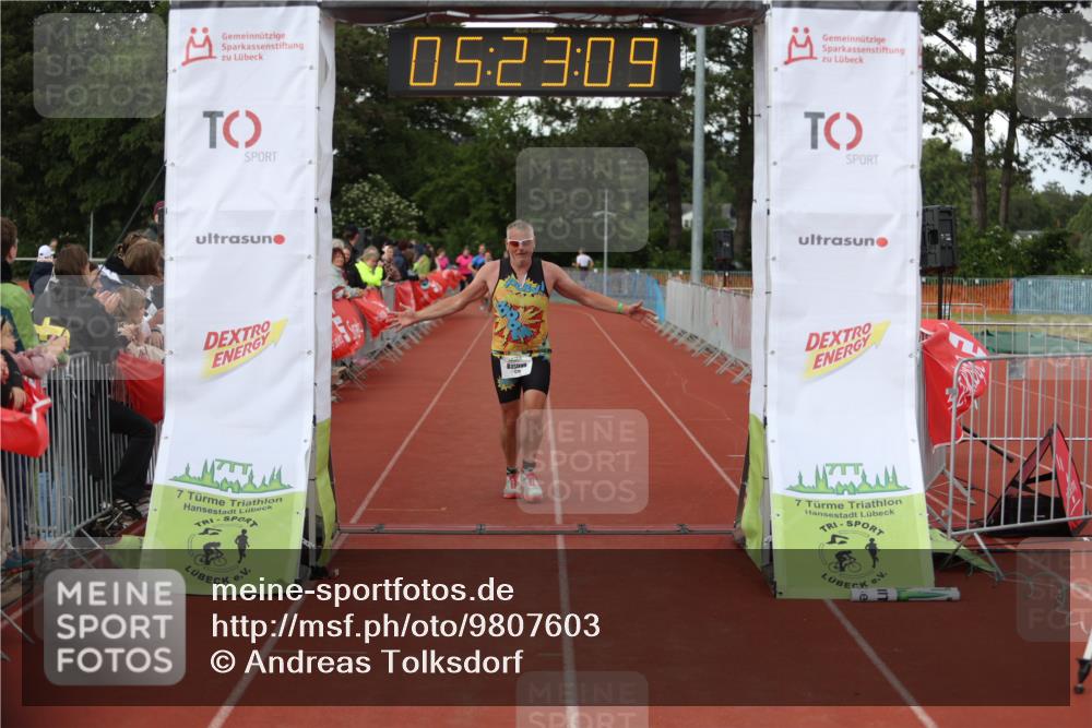 14.06.2026 - 7 Türme Triathlon Andreas Tolksdorf http://msf.ph/oto/9807603 14.06.2026 16:23:07 Ziel 1278 meine-sportfotos.de