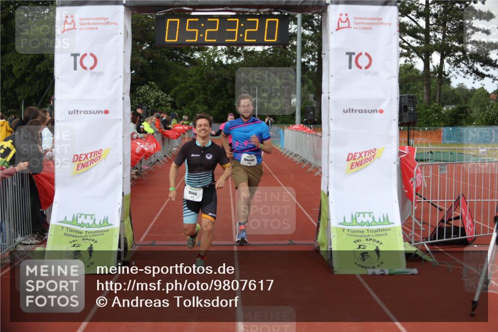 14.06.2026 - 7 Türme Triathlon Andreas Tolksdorf http://msf.ph/oto/9807617 14.06.2026 16:23:19 Ziel 1426, 1434, 1784 meine-sportfotos.de