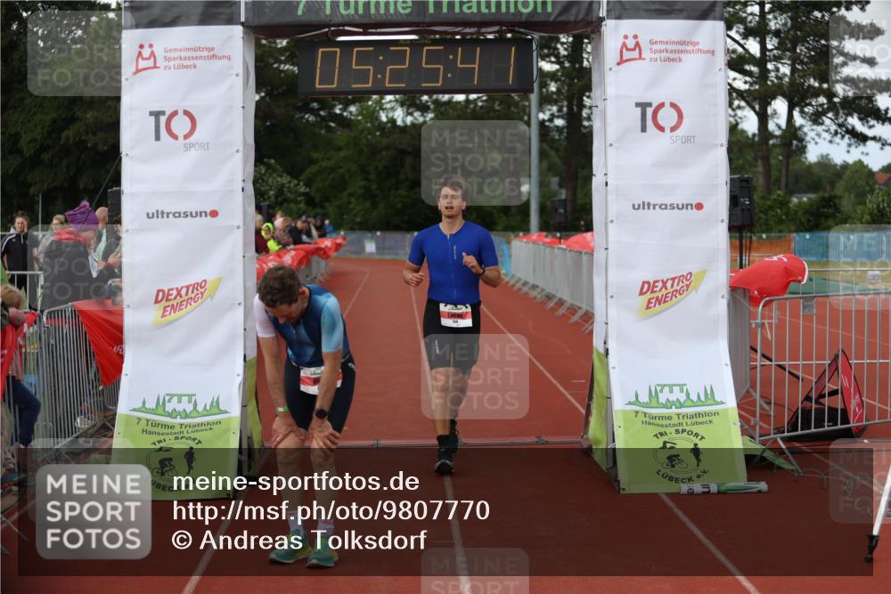 14.06.2026 - 7 Türme Triathlon Andreas Tolksdorf http://msf.ph/oto/9807770 14.06.2026 16:25:40 Ziel 680, 768, 1231, 1242 meine-sportfotos.de