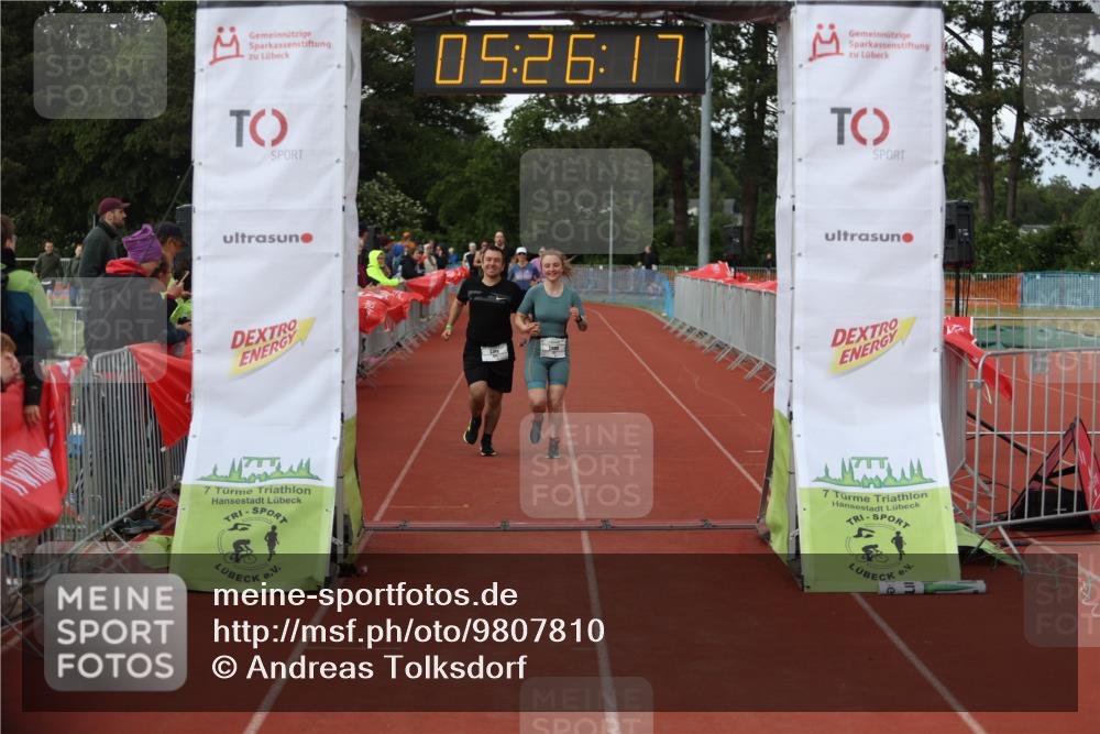 14.06.2026 - 7 Türme Triathlon Andreas Tolksdorf http://msf.ph/oto/9807810 14.06.2026 16:26:16 Ziel 672, 1457, 1777 meine-sportfotos.de