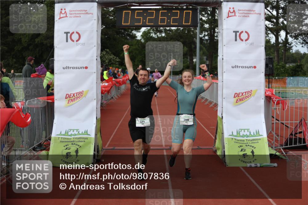 14.06.2026 - 7 Türme Triathlon Andreas Tolksdorf http://msf.ph/oto/9807836 14.06.2026 16:26:18 Ziel 672, 1124, 1777 meine-sportfotos.de