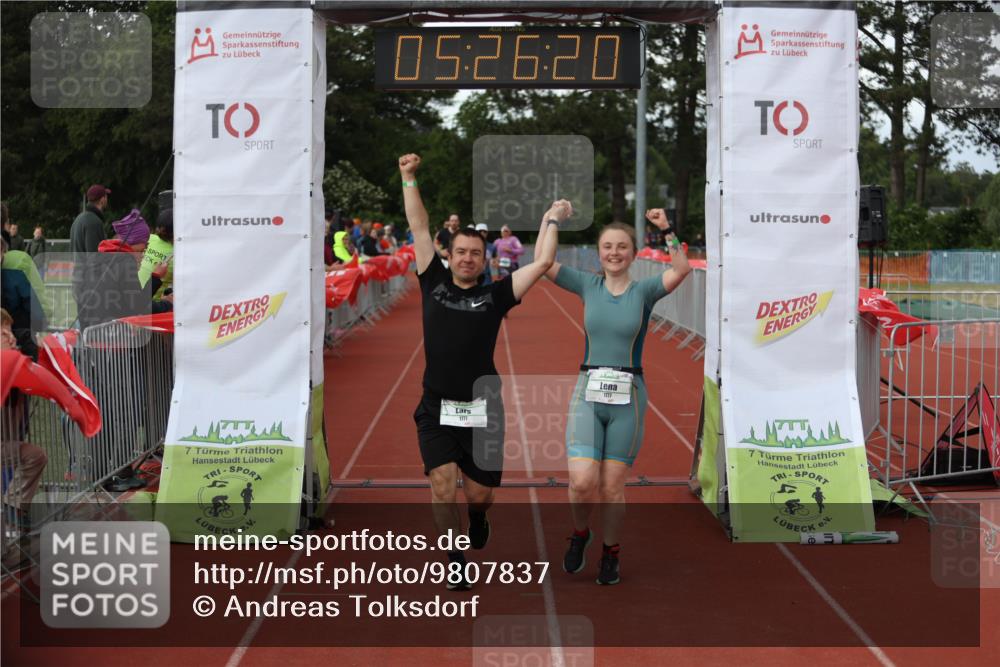 14.06.2026 - 7 Türme Triathlon Andreas Tolksdorf http://msf.ph/oto/9807837 14.06.2026 16:26:18 Ziel 672, 1124, 1777 meine-sportfotos.de