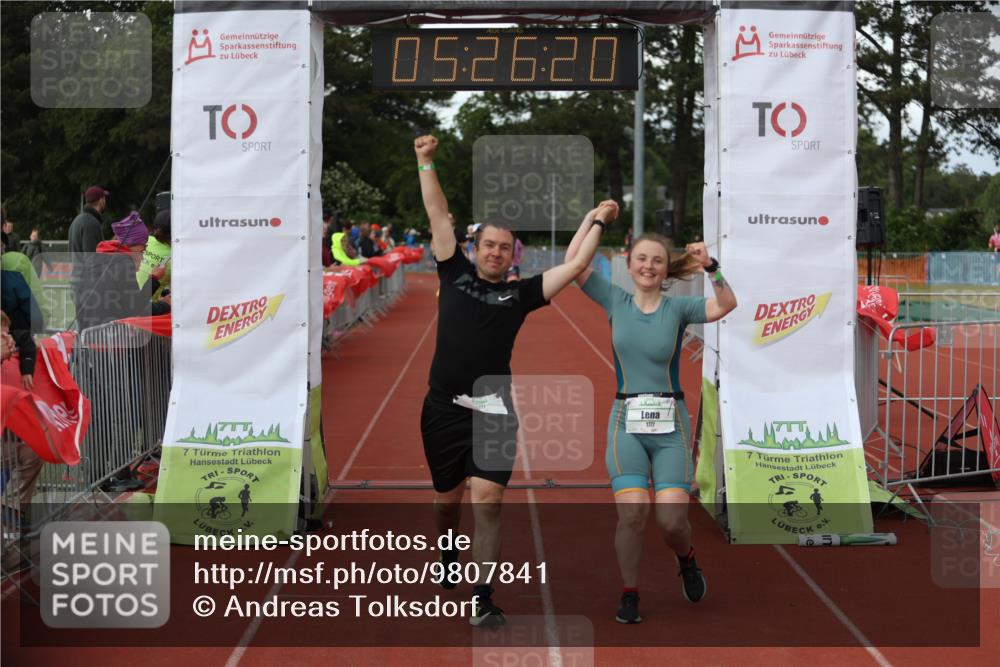 14.06.2026 - 7 Türme Triathlon Andreas Tolksdorf http://msf.ph/oto/9807841 14.06.2026 16:26:19 Ziel 672, 1124, 1310, 1777 meine-sportfotos.de