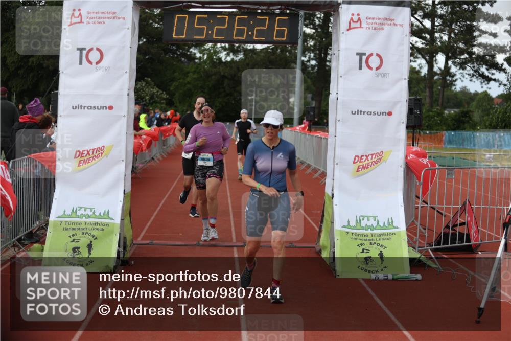 14.06.2026 - 7 Türme Triathlon Andreas Tolksdorf http://msf.ph/oto/9807844 14.06.2026 16:26:25 Ziel 672, 687, 854, 1124, 1310, 1777 meine-sportfotos.de