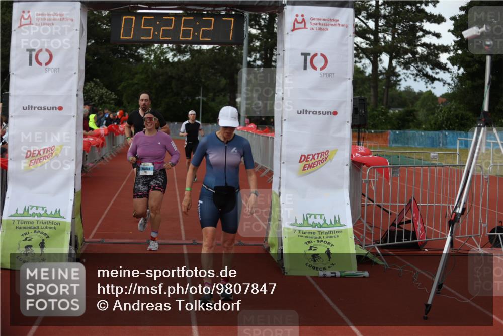 14.06.2026 - 7 Türme Triathlon Andreas Tolksdorf http://msf.ph/oto/9807847 14.06.2026 16:26:25 Ziel 672, 687, 854, 1124, 1310, 1777 meine-sportfotos.de