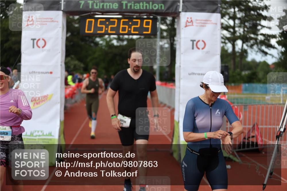 14.06.2026 - 7 Türme Triathlon Andreas Tolksdorf http://msf.ph/oto/9807863 14.06.2026 16:26:28 Ziel 672, 687, 854, 1124, 1310, 1775 meine-sportfotos.de