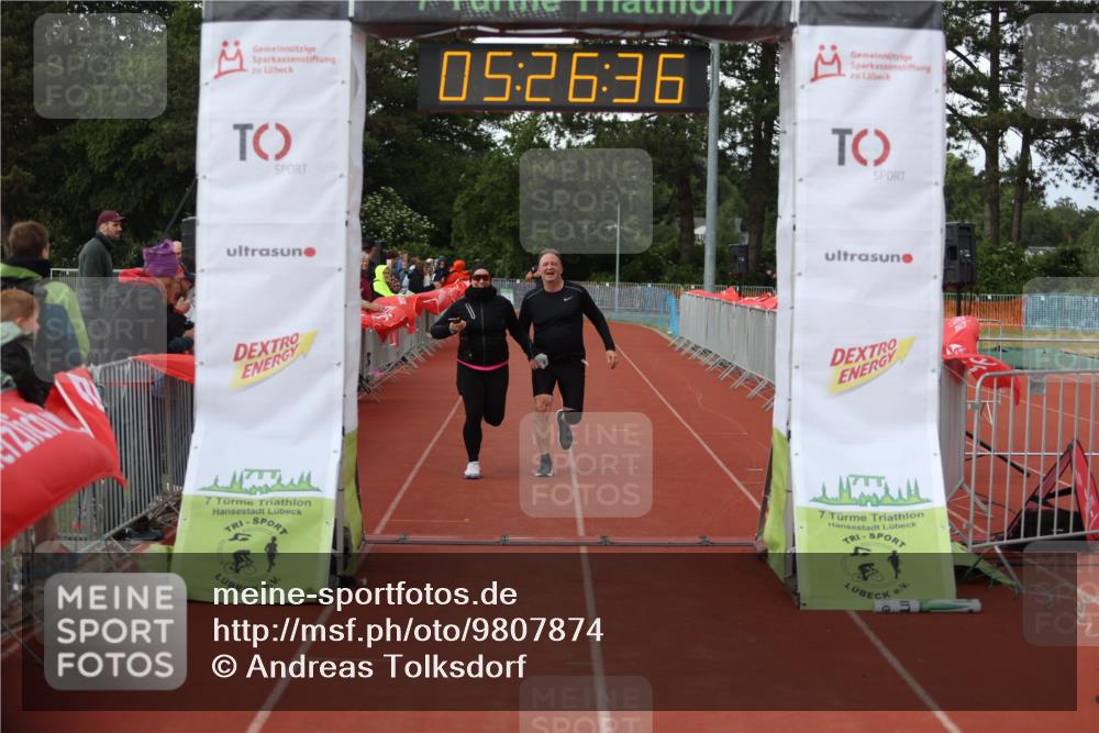 14.06.2026 - 7 Türme Triathlon Andreas Tolksdorf http://msf.ph/oto/9807874 14.06.2026 16:26:35 Ziel 687, 854, 1310, 1775 meine-sportfotos.de