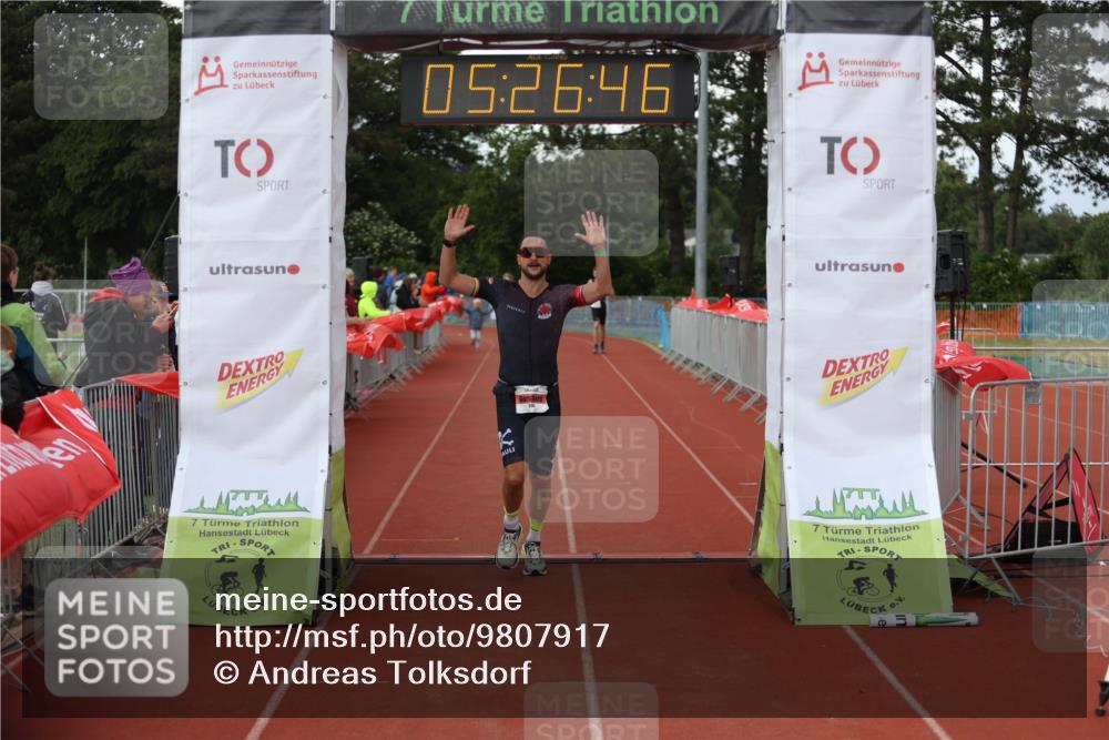14.06.2026 - 7 Türme Triathlon Andreas Tolksdorf http://msf.ph/oto/9807917 14.06.2026 16:26:45 Ziel 695, 1254 meine-sportfotos.de