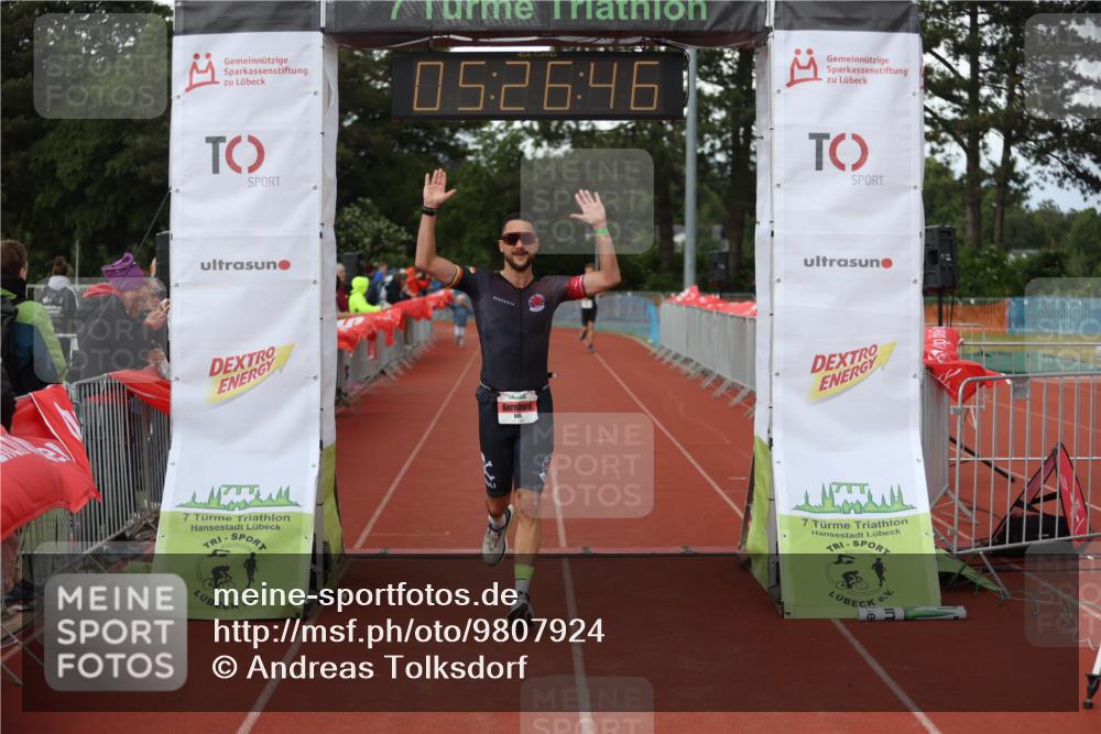 14.06.2026 - 7 Türme Triathlon Andreas Tolksdorf http://msf.ph/oto/9807924 14.06.2026 16:26:45 Ziel 695, 1254 meine-sportfotos.de