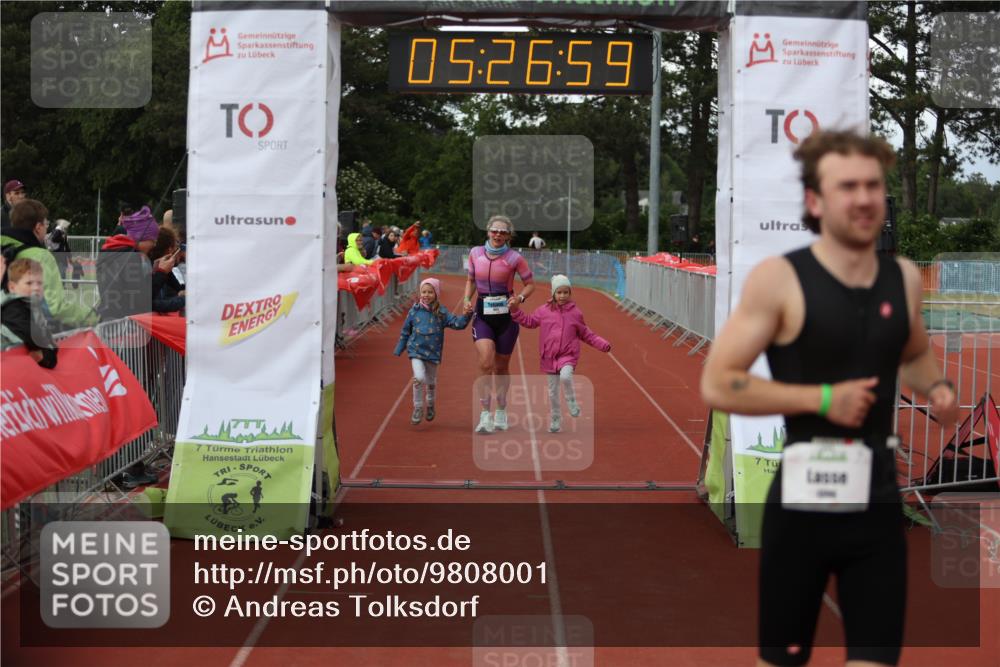 14.06.2026 - 7 Türme Triathlon Andreas Tolksdorf http://msf.ph/oto/9808001 14.06.2026 16:26:57 Ziel 1022, 1254, 1396 meine-sportfotos.de