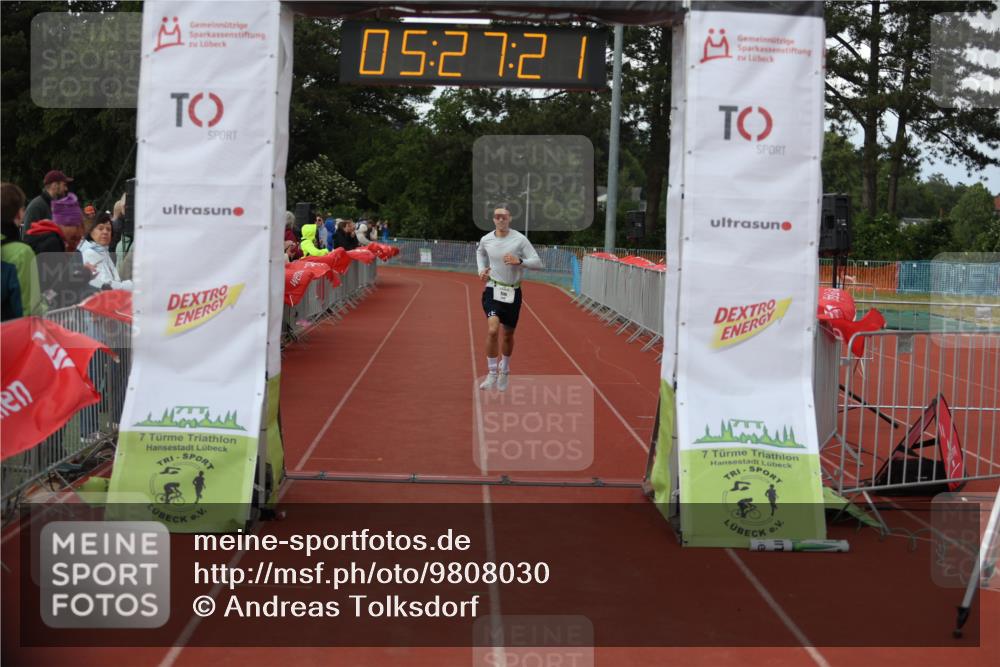 14.06.2026 - 7 Türme Triathlon Andreas Tolksdorf http://msf.ph/oto/9808030 14.06.2026 16:27:20 Ziel 1225 meine-sportfotos.de