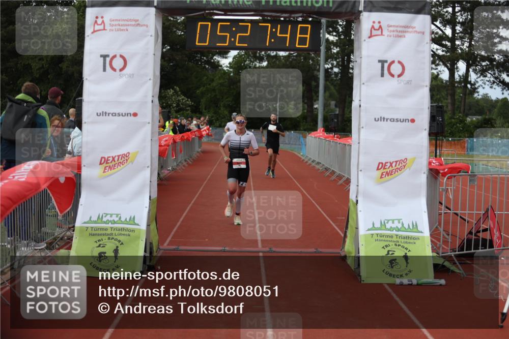 14.06.2026 - 7 Türme Triathlon Andreas Tolksdorf http://msf.ph/oto/9808051 14.06.2026 16:27:46 Ziel 670, 739, 1250 meine-sportfotos.de