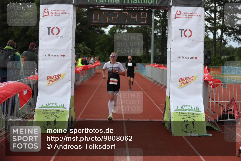 14.06.2026 - 7 Türme Triathlon Andreas Tolksdorf http://msf.ph/oto/9808062 14.06.2026 16:27:47 Ziel 670, 739, 1250 meine-sportfotos.de