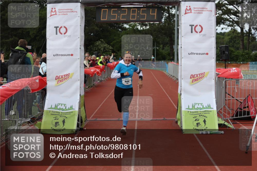 14.06.2026 - 7 Türme Triathlon Andreas Tolksdorf http://msf.ph/oto/9808101 14.06.2026 16:28:53 Ziel 1194 meine-sportfotos.de