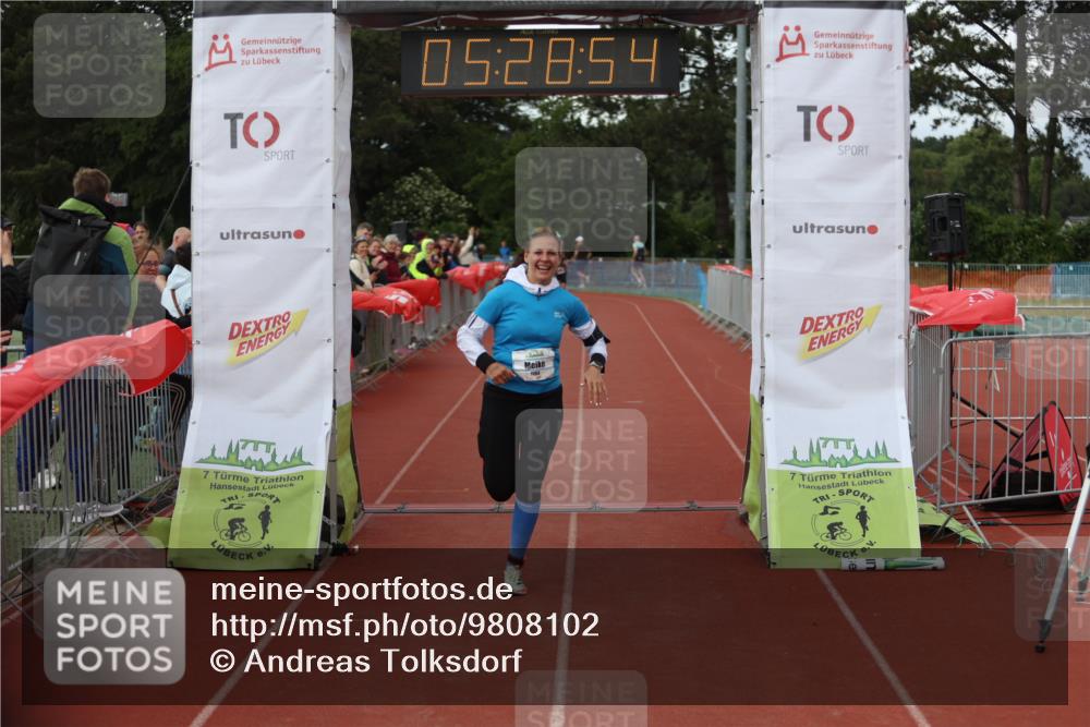 14.06.2026 - 7 Türme Triathlon Andreas Tolksdorf http://msf.ph/oto/9808102 14.06.2026 16:28:53 Ziel 1194 meine-sportfotos.de