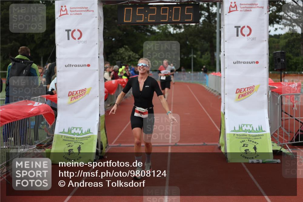 14.06.2026 - 7 Türme Triathlon Andreas Tolksdorf http://msf.ph/oto/9808124 14.06.2026 16:29:04 Ziel 645, 1458 meine-sportfotos.de