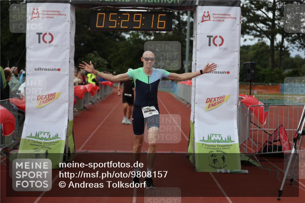 14.06.2026 - 7 Türme Triathlon Andreas Tolksdorf http://msf.ph/oto/9808157 14.06.2026 16:29:15 Ziel 1155, 1281, 1458 meine-sportfotos.de