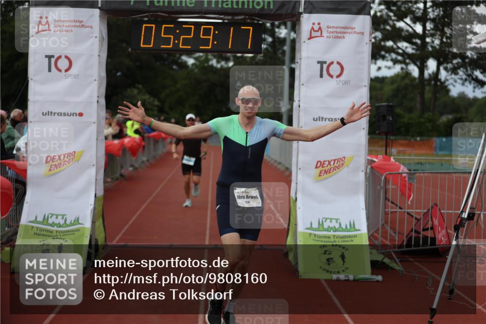 14.06.2026 - 7 Türme Triathlon Andreas Tolksdorf http://msf.ph/oto/9808160 14.06.2026 16:29:16 Ziel 1155, 1281, 1458 meine-sportfotos.de
