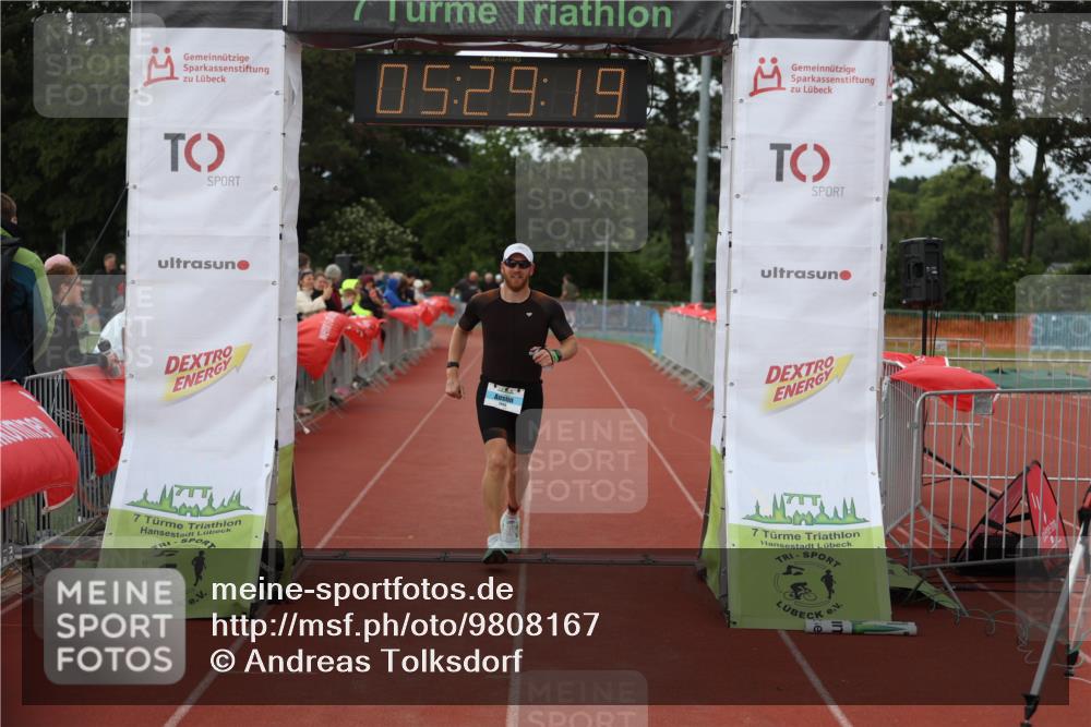 14.06.2026 - 7 Türme Triathlon Andreas Tolksdorf http://msf.ph/oto/9808167 14.06.2026 16:29:18 Ziel 1155, 1281 meine-sportfotos.de