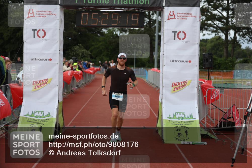 14.06.2026 - 7 Türme Triathlon Andreas Tolksdorf http://msf.ph/oto/9808176 14.06.2026 16:29:18 Ziel 1155, 1281 meine-sportfotos.de