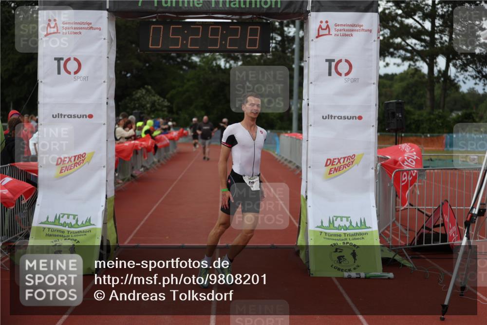 14.06.2026 - 7 Türme Triathlon Andreas Tolksdorf http://msf.ph/oto/9808201 14.06.2026 16:29:27 Ziel 1419 meine-sportfotos.de
