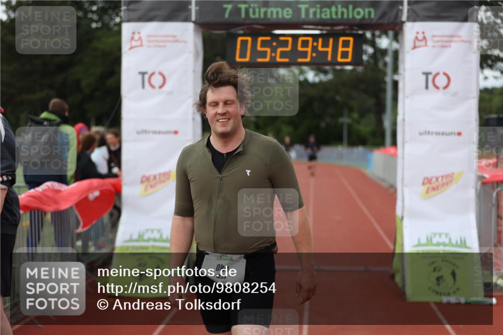 14.06.2026 - 7 Türme Triathlon Andreas Tolksdorf http://msf.ph/oto/9808254 14.06.2026 16:29:47 Ziel 714, 1195, 1233 meine-sportfotos.de