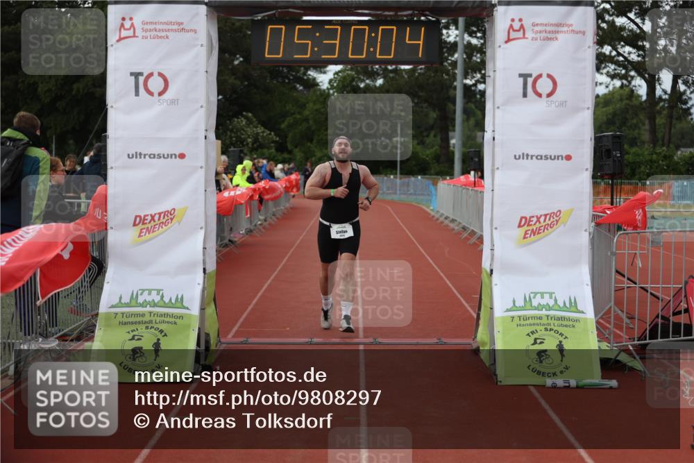 14.06.2026 - 7 Türme Triathlon Andreas Tolksdorf http://msf.ph/oto/9808297 14.06.2026 16:30:03 Ziel 698, 1329, 1485 meine-sportfotos.de