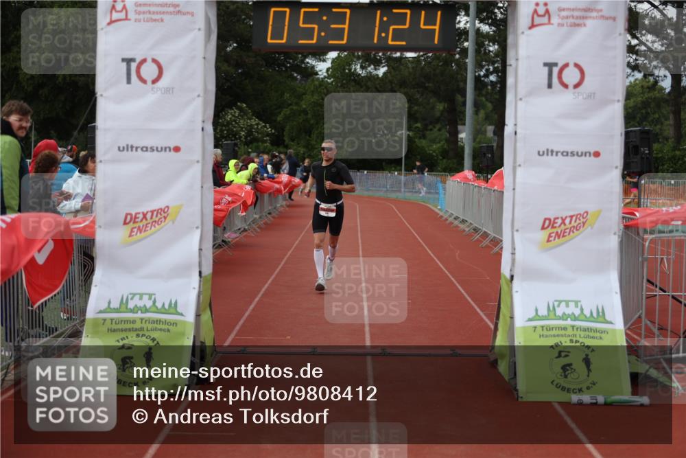 14.06.2026 - 7 Türme Triathlon Andreas Tolksdorf http://msf.ph/oto/9808412 14.06.2026 16:31:22 Ziel 856 meine-sportfotos.de
