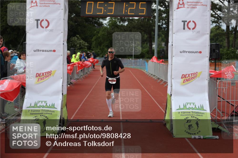 14.06.2026 - 7 Türme Triathlon Andreas Tolksdorf http://msf.ph/oto/9808428 14.06.2026 16:31:24 Ziel 856 meine-sportfotos.de
