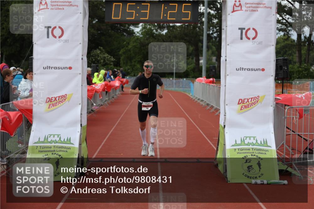 14.06.2026 - 7 Türme Triathlon Andreas Tolksdorf http://msf.ph/oto/9808431 14.06.2026 16:31:24 Ziel 856 meine-sportfotos.de