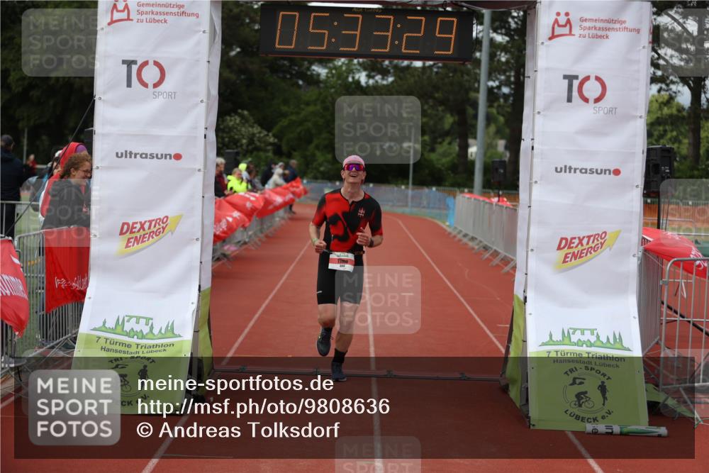14.06.2026 - 7 Türme Triathlon Andreas Tolksdorf http://msf.ph/oto/9808636 14.06.2026 16:33:28 Ziel 608 meine-sportfotos.de