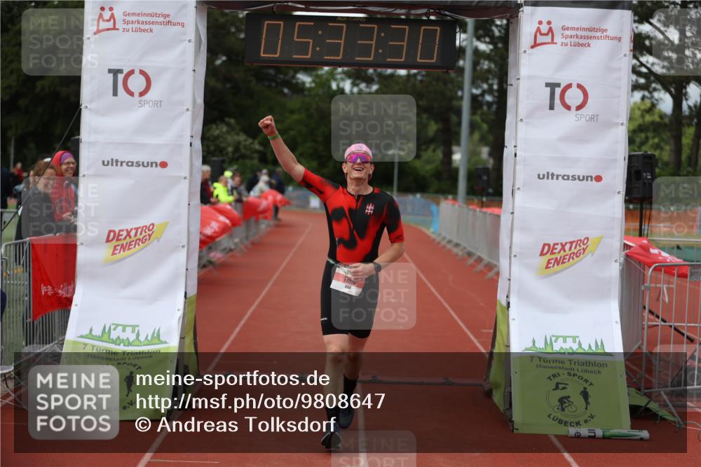 14.06.2026 - 7 Türme Triathlon Andreas Tolksdorf http://msf.ph/oto/9808647 14.06.2026 16:33:29 Ziel 608 meine-sportfotos.de