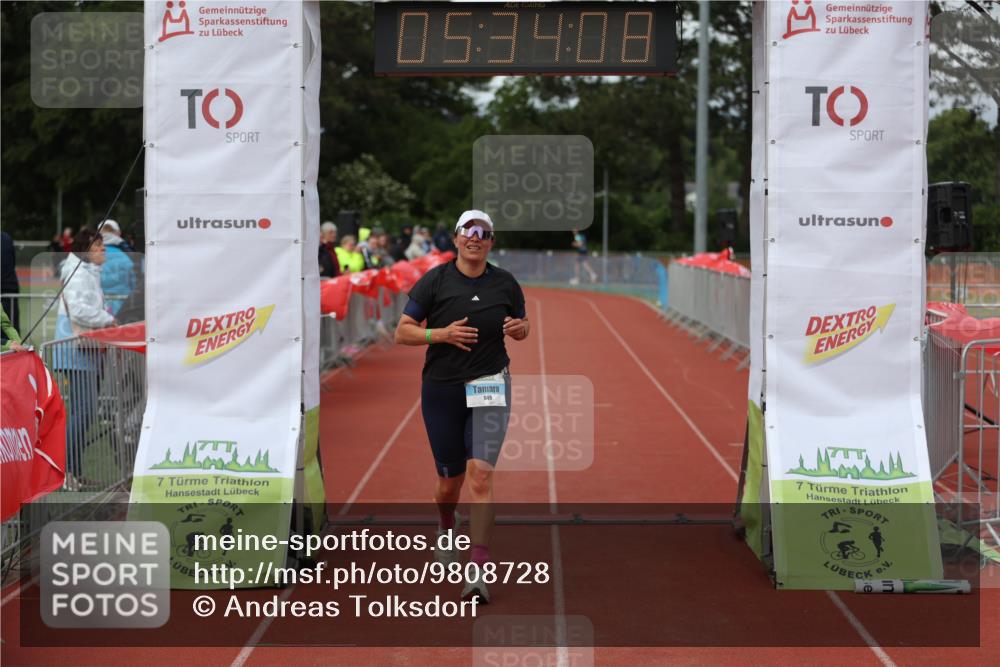 14.06.2026 - 7 Türme Triathlon Andreas Tolksdorf http://msf.ph/oto/9808728 14.06.2026 16:34:06 Ziel 949 meine-sportfotos.de