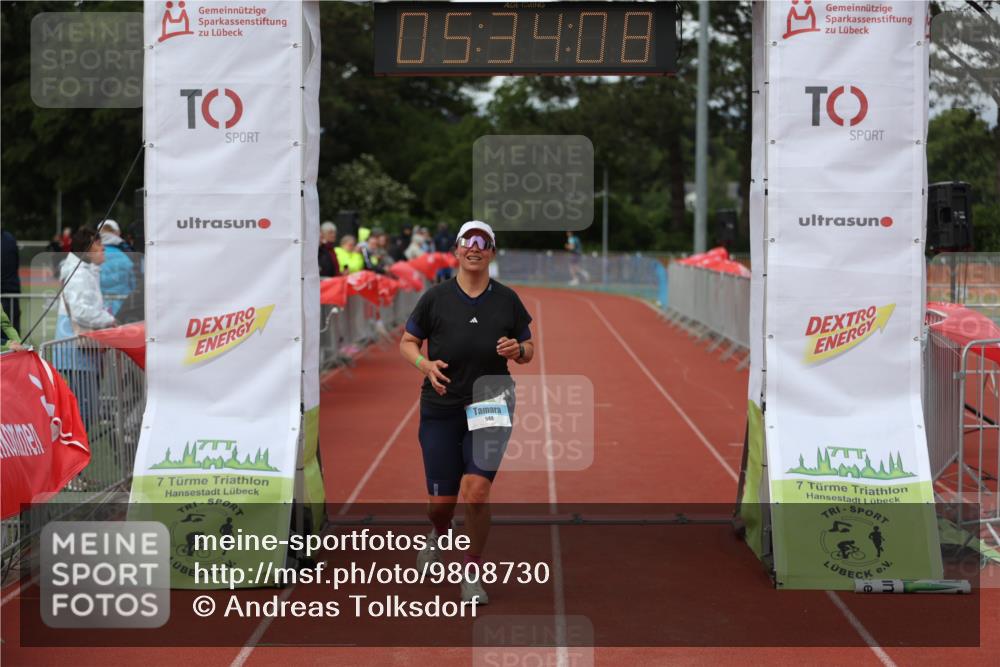 14.06.2026 - 7 Türme Triathlon Andreas Tolksdorf http://msf.ph/oto/9808730 14.06.2026 16:34:06 Ziel 949 meine-sportfotos.de