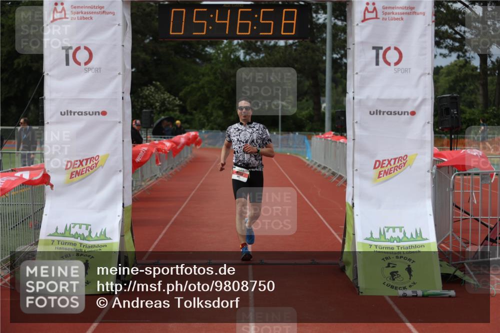 14.06.2026 - 7 Türme Triathlon Andreas Tolksdorf http://msf.ph/oto/9808750 14.06.2026 16:46:57 Ziel 681 meine-sportfotos.de