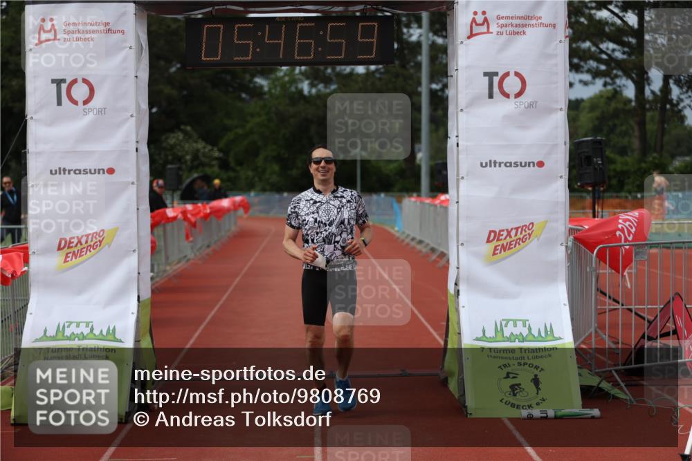 14.06.2026 - 7 Türme Triathlon Andreas Tolksdorf http://msf.ph/oto/9808769 14.06.2026 16:46:58 Ziel 681 meine-sportfotos.de