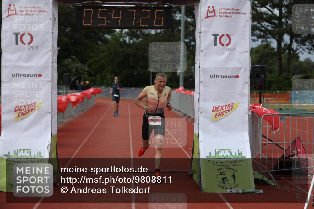 14.06.2026 - 7 Türme Triathlon Andreas Tolksdorf http://msf.ph/oto/9808811 14.06.2026 16:47:24 Ziel 610, 826 meine-sportfotos.de