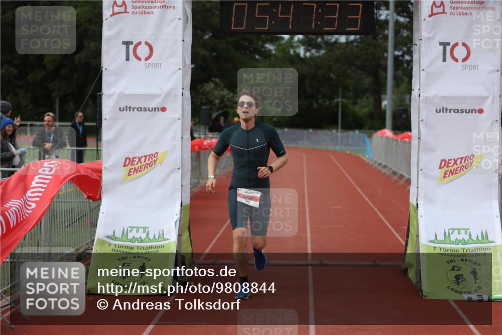 14.06.2026 - 7 Türme Triathlon Andreas Tolksdorf http://msf.ph/oto/9808844 14.06.2026 16:47:32 Ziel 610, 826, 1256 meine-sportfotos.de